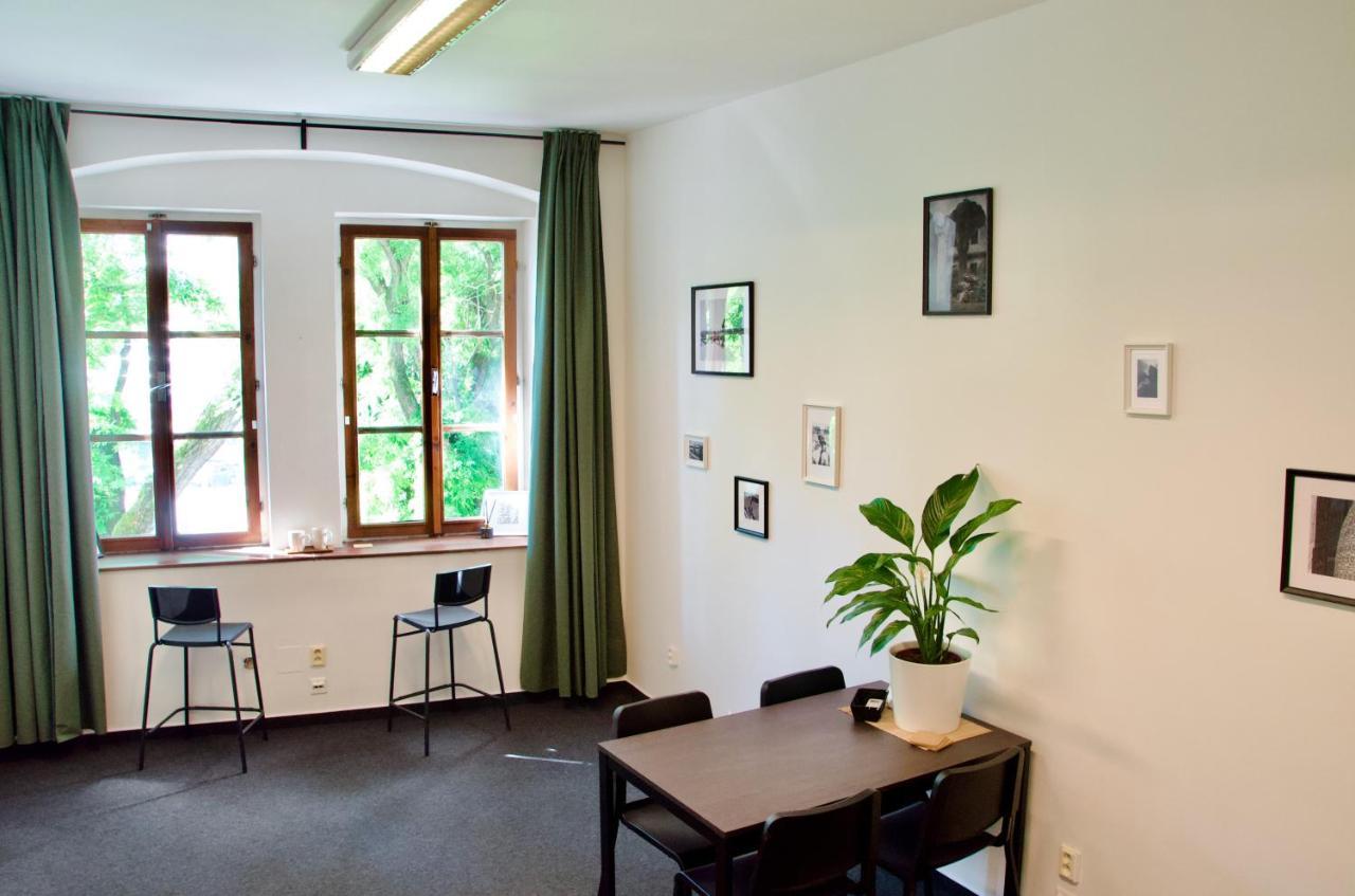 Elephants Apartments Bratysława Zewnętrze zdjęcie